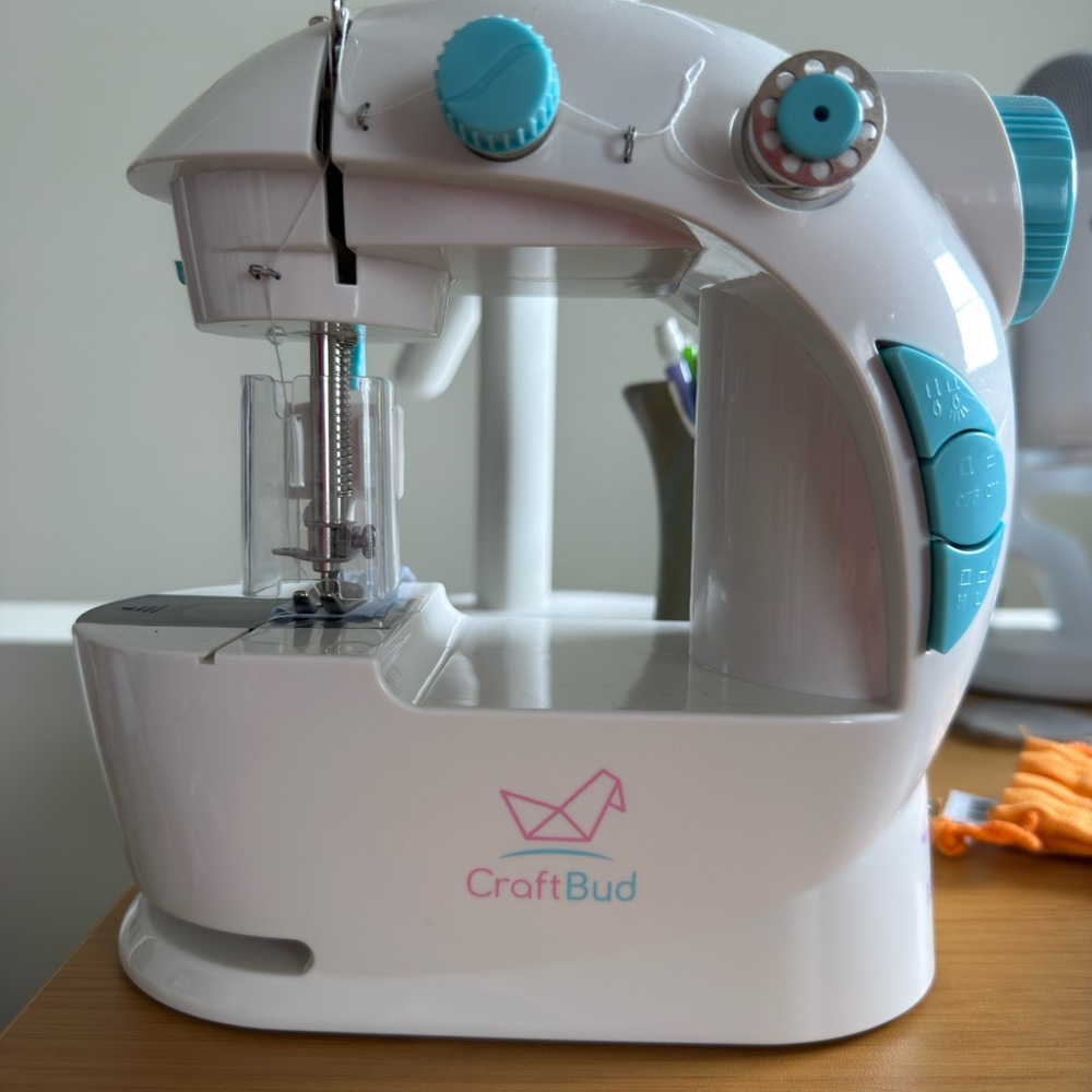 Never Used - Mini Sewing Machine + Kit - Brand New